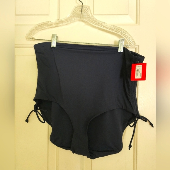 Spanx Navy Swim Bottoms Size 2x Beach Pool Summer Vacation High Rise Brief NWT - Picture 1 of 12